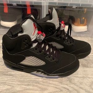 Air Jordan 5 Metallic